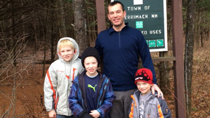 Minus 33 Merino wool clothing, 1/4 Zip gear review.. Hiking with kids