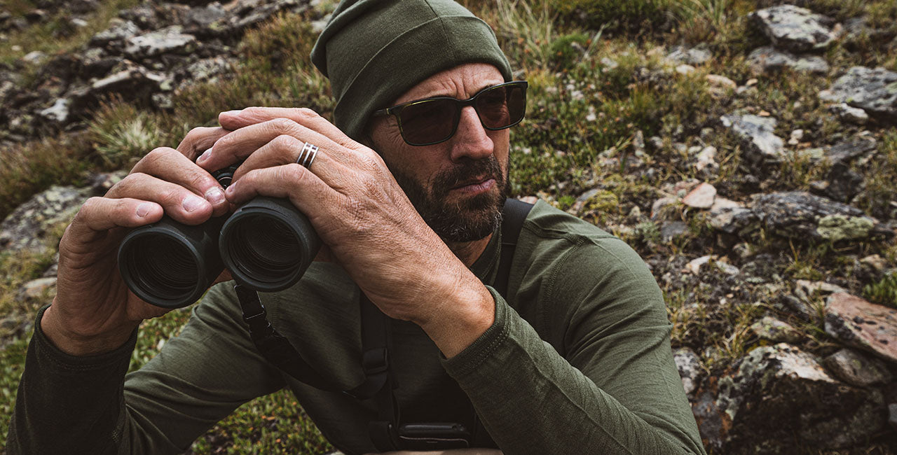man hunting wearing olive drab lightweight baselayers