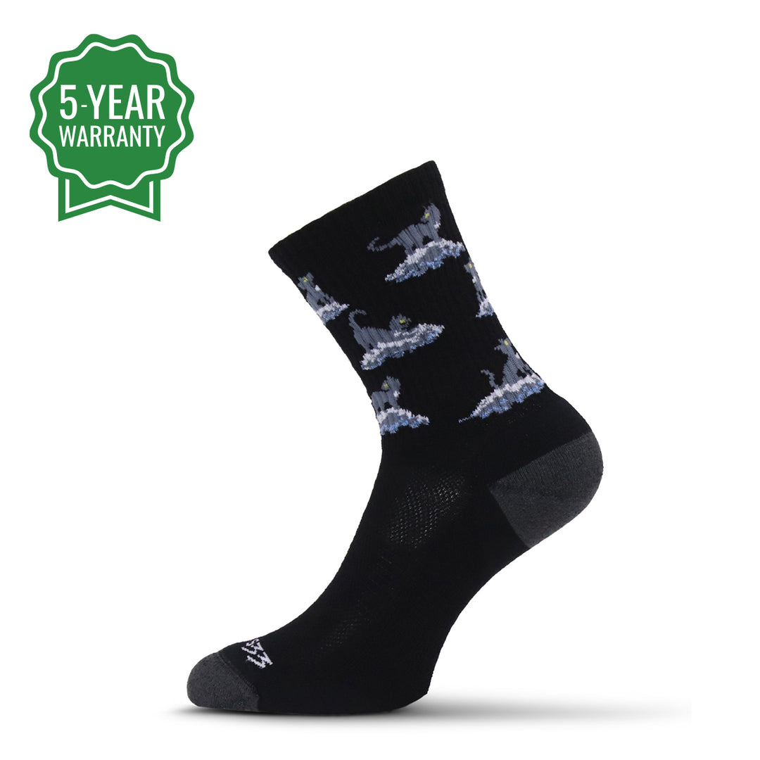 Nimbus Cloud 9 Lifestyle Ribbed Crew Socks featuring cats riding clouds