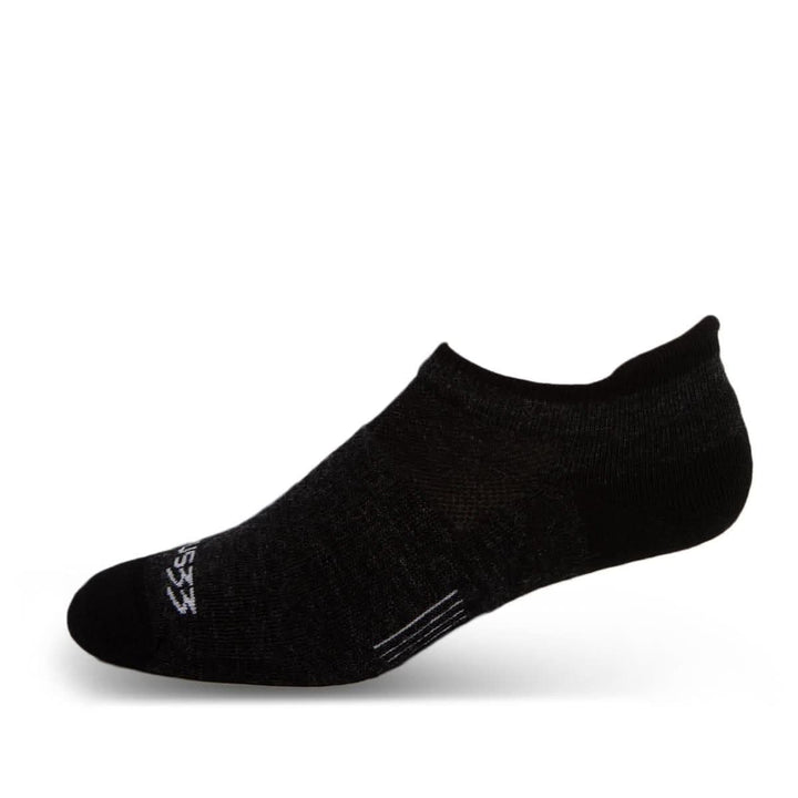 Mountain Heritage Lightweight No Show Tab Socks Black #color_black